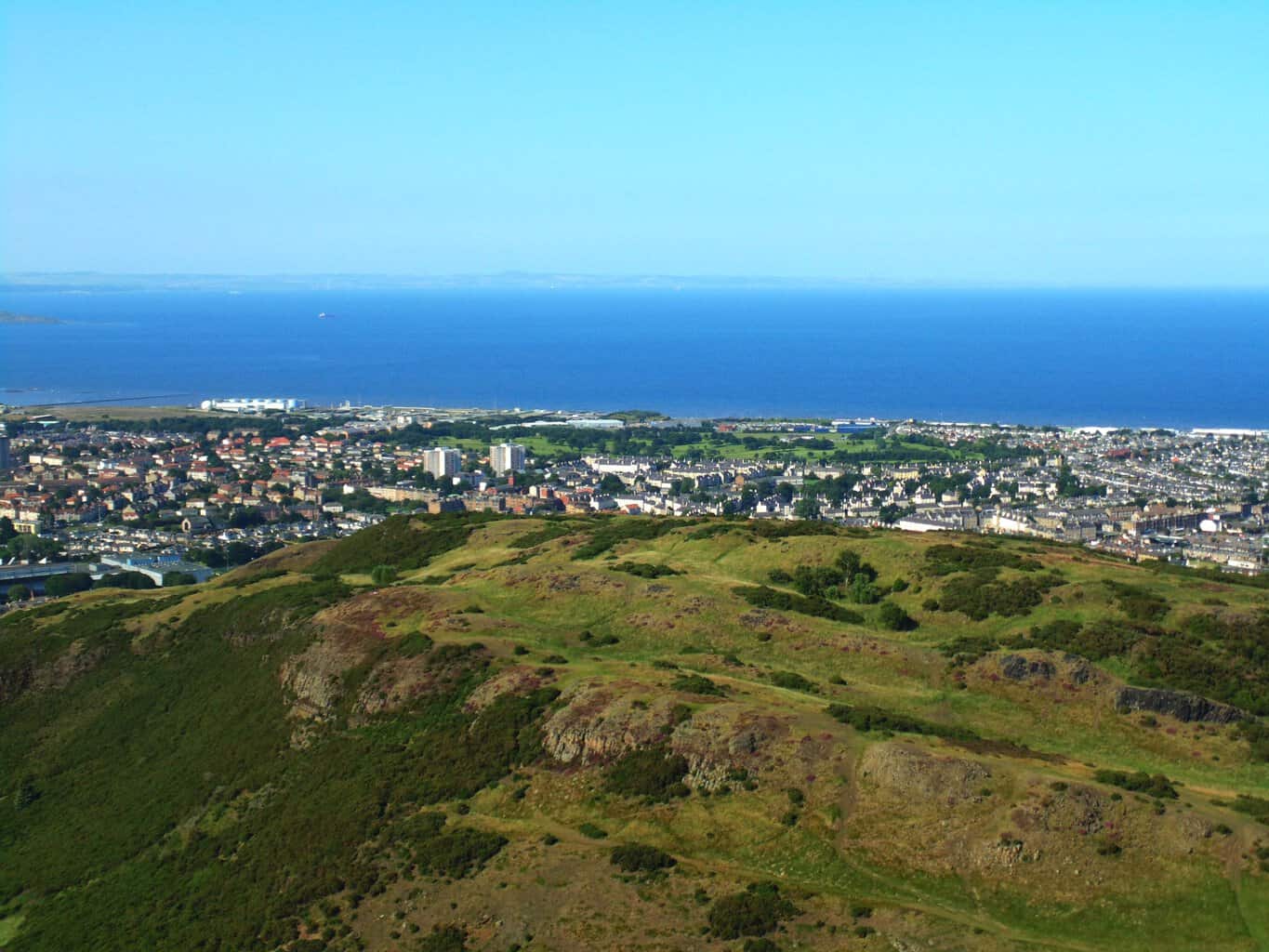 Things to Do in Edinburgh arthur 1