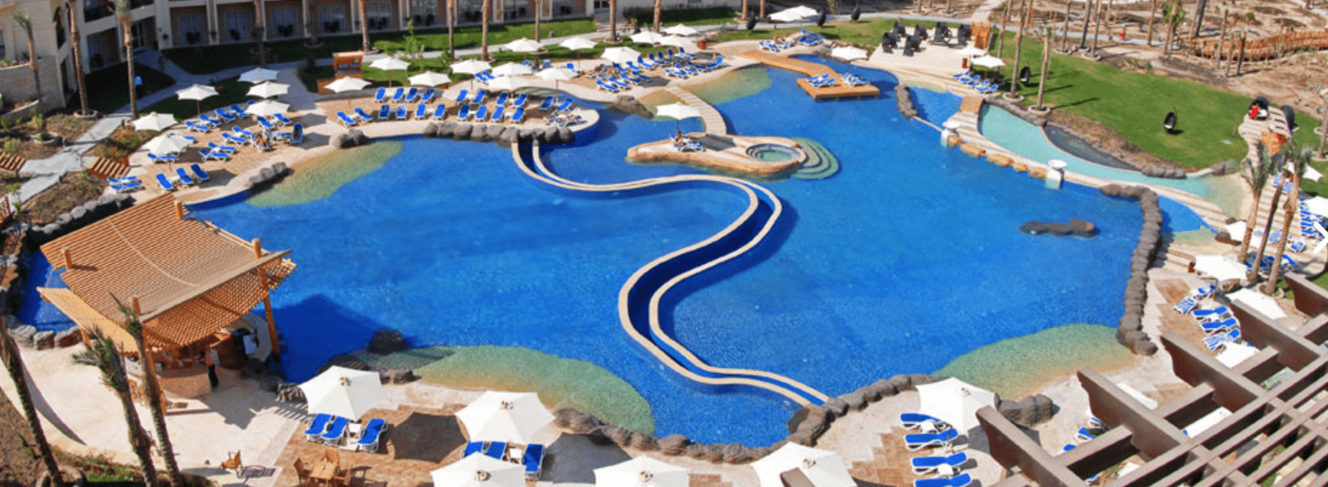 the pools in the tropitel hotel that is located in Sahl Hashish