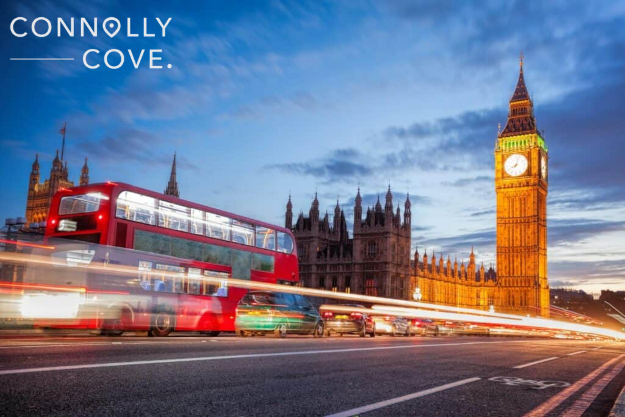 Big Ben with a traffic jam in the evening.