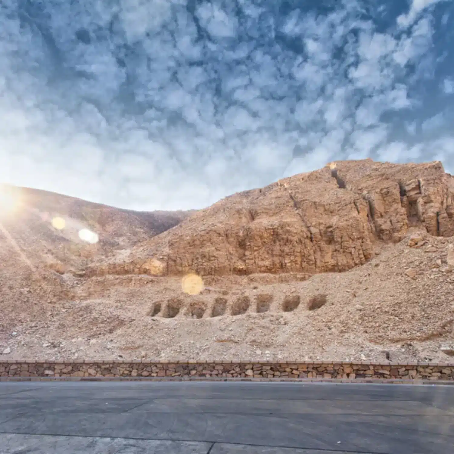 Explore The Great Valley of The Kings