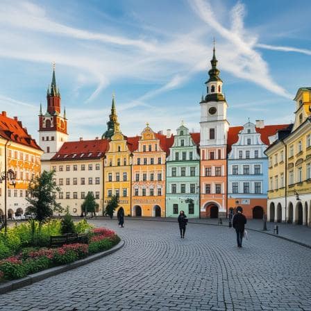 A Walk Through Warsaw’s Historic Heart: Discover the Royal Route and Beyound